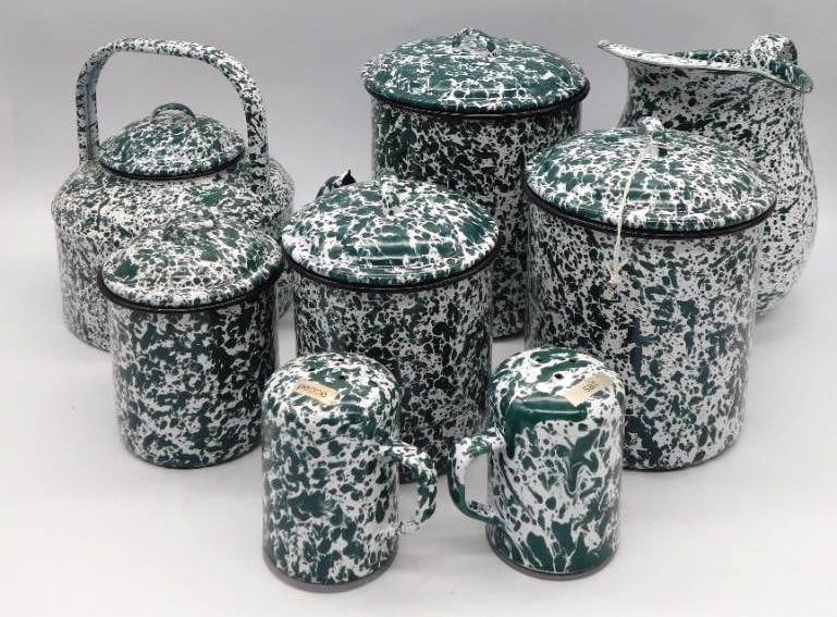 VINTAGE ENAMELWARE SPLATTERWARE CANISTER SET METAL SPECKLED GREEN AND WHITE (1 of 9)