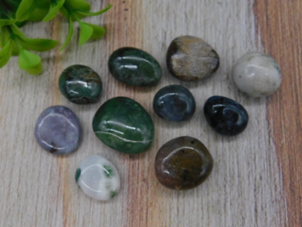 TUMBLED ROCK STONE LAPIDARY SPECIMEN (1 of 2)