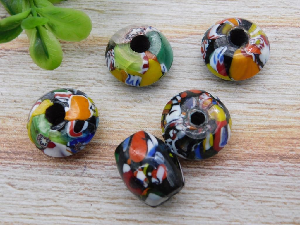 BLACK CANDY SPECKLED GLASS BEADS ROCK STONE LAPIDARY SPECIMEN (1 of 2)