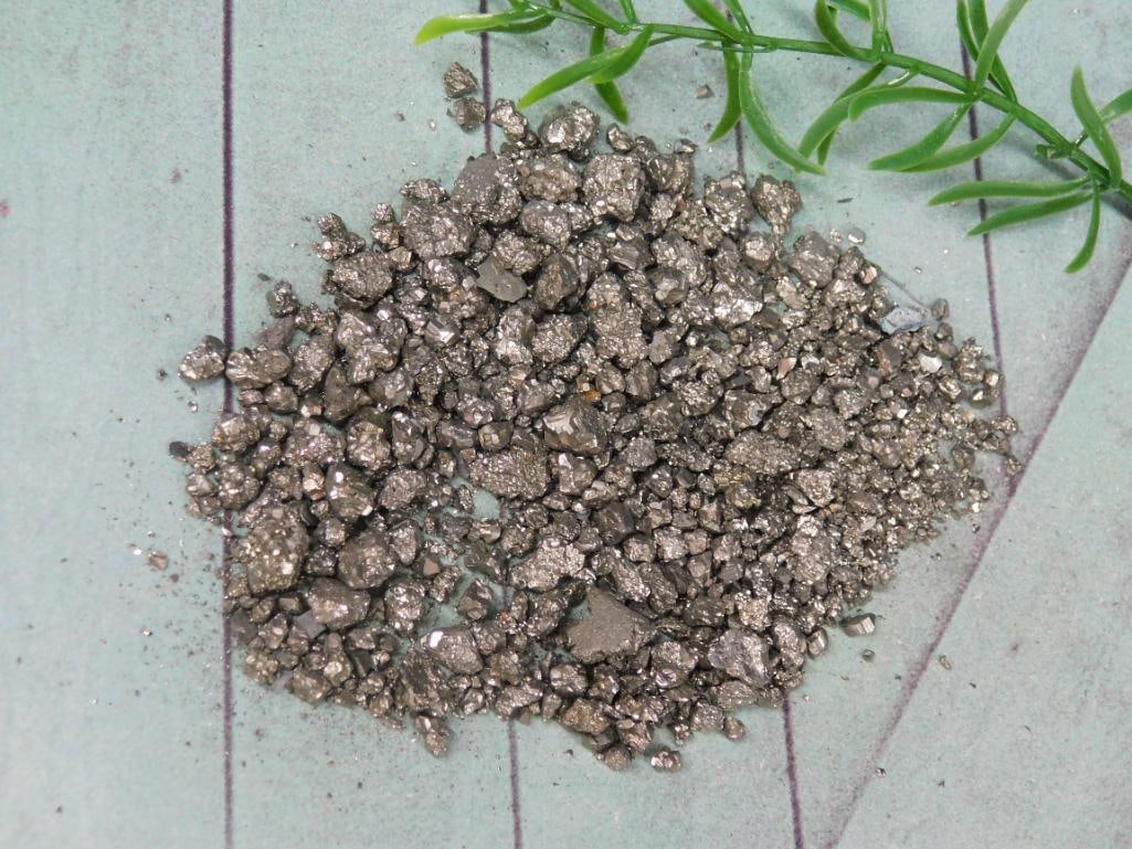 PYRITE ROCK STONE LAPIDARY SPECIMEN (1 of 2)