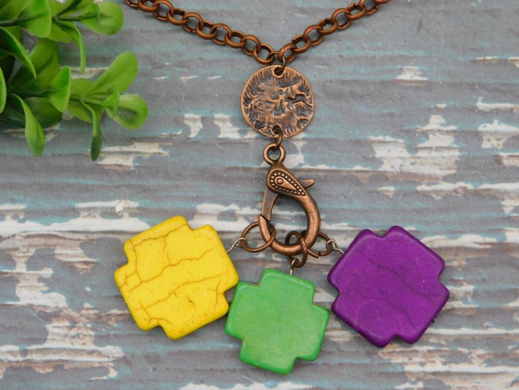 INTERCHANGEABLE PENDANT STONE NECKLACE (1 of 2)