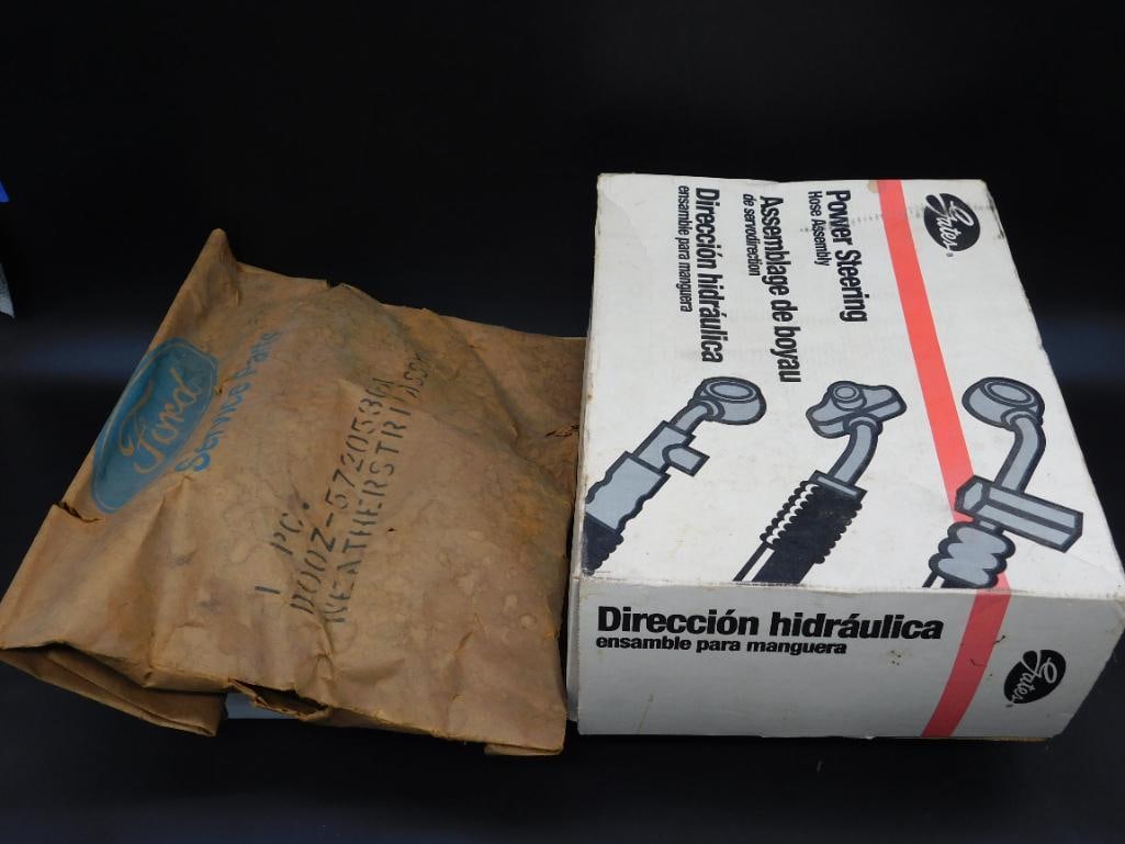 MIXED AUTO PARTS VINTAGE ANTIQUE (1 of 4)