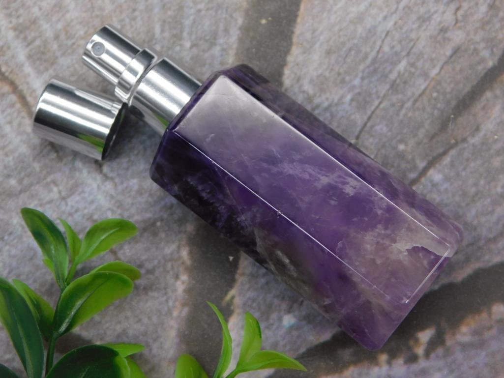 B AMETHYST PERFUME BOTTLE ROCK STONE LAPIDARY SPECIMEN (1 of 2)