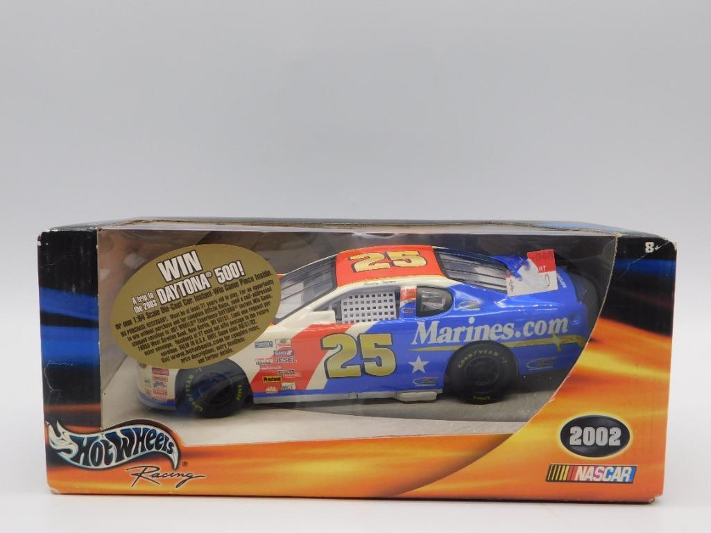 2002 NASCAR HOT WHEELS RACING 25 MARINES RACE CAR (1 of 3)