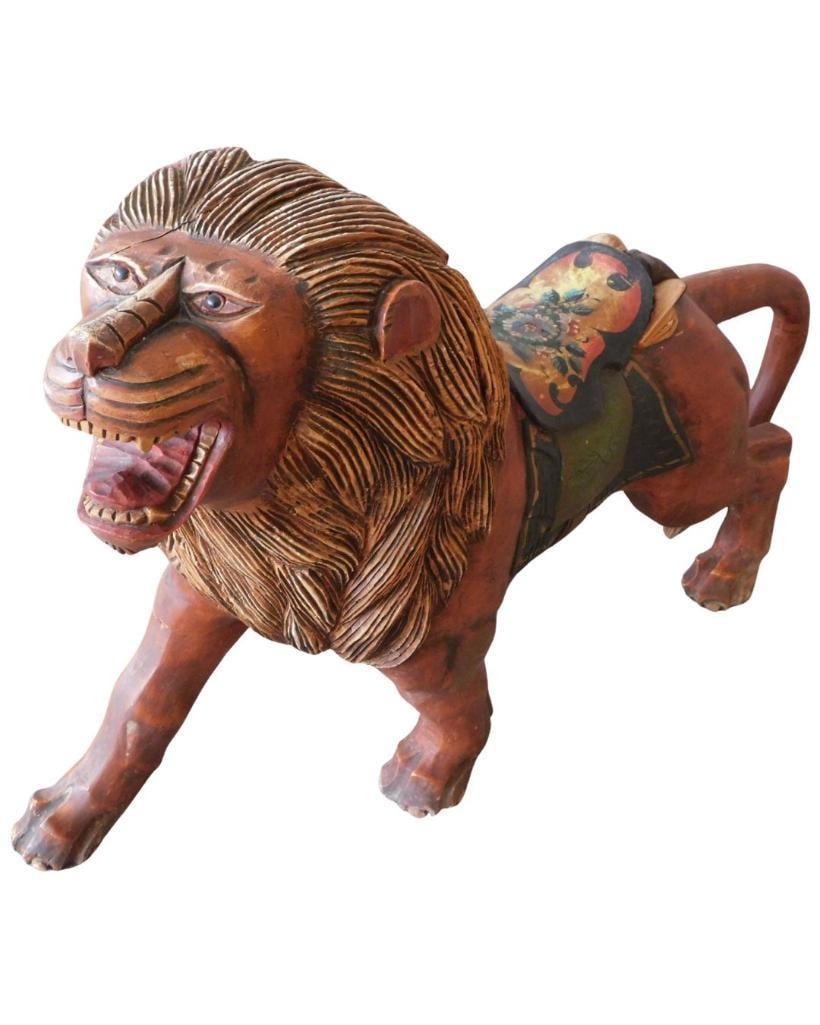 CAROUSEL LION STANDER (1 of 7)