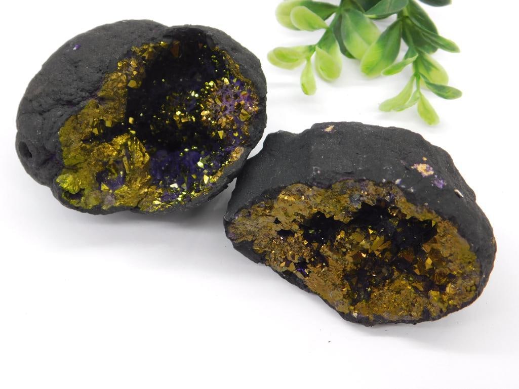 PURPLE AND GOLD GEODE ROCK STONE LAPIDARY SPECIMEN (1 of 3)