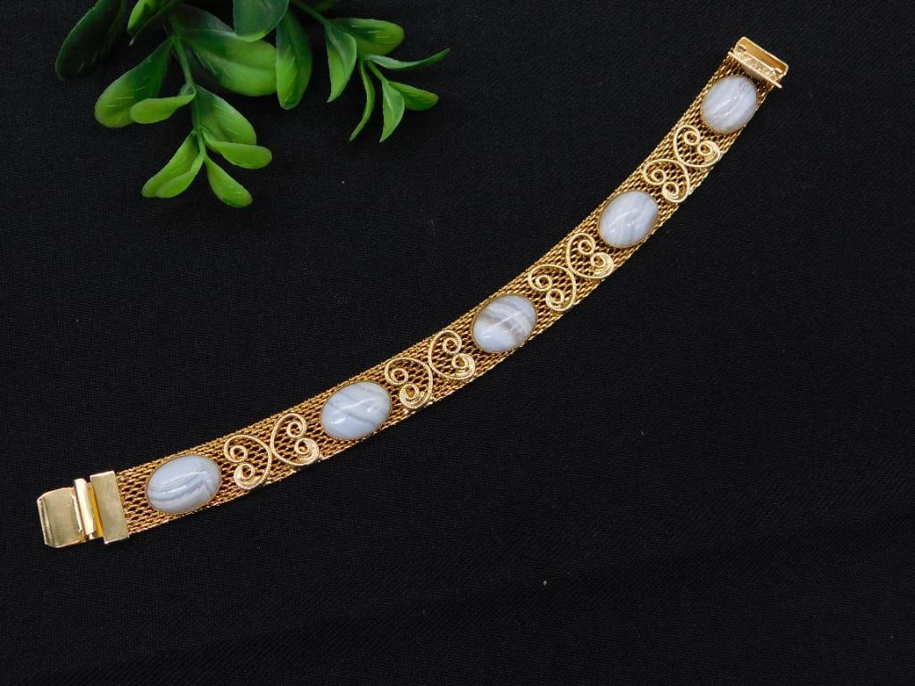 B STONE STUDDED BRACELET ROCK STONE LAPIDARY SPECIMEN: B STONE STUDDED BRACELET ROCK STONE LAPIDARY SPECIMEN