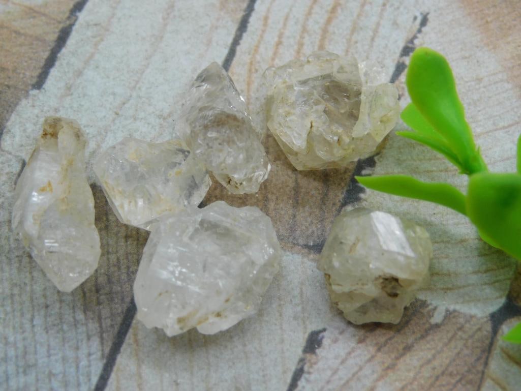 HERKIMER DIAMONDS ROCK STONE LAPIDARY SPECIMEN: HERKIMER DIAMONDS ROCK STONE LAPIDARY SPECIMEN