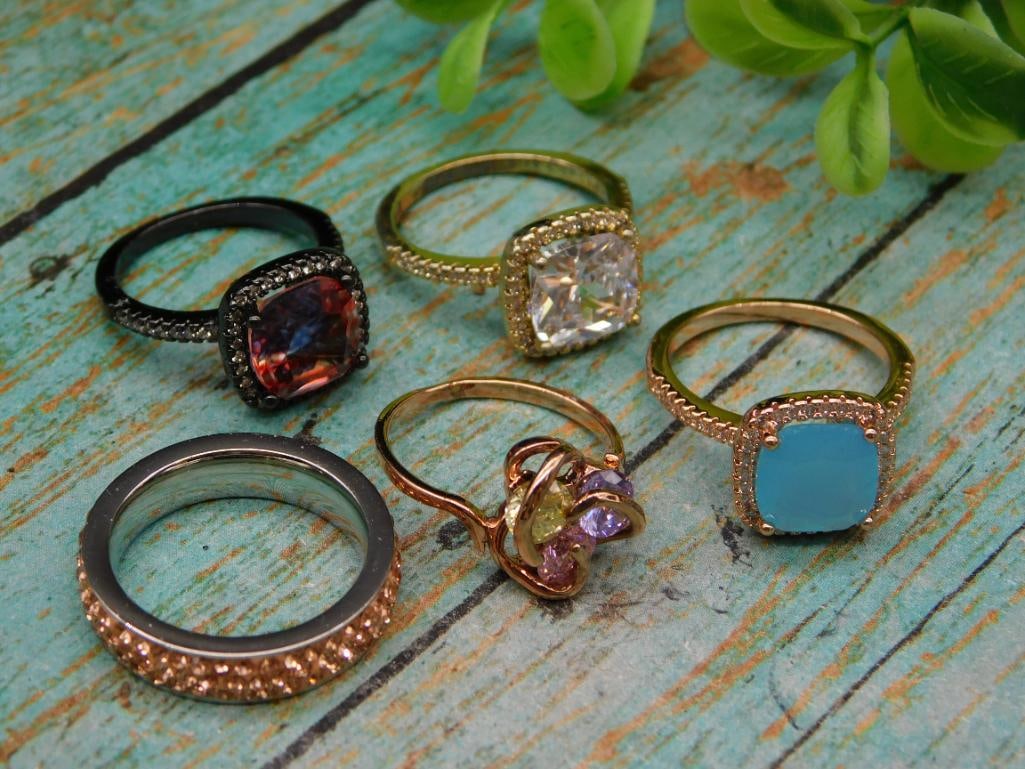 FASHION RINGS LOT OF 5: FASHION RINGS LOT OF 5