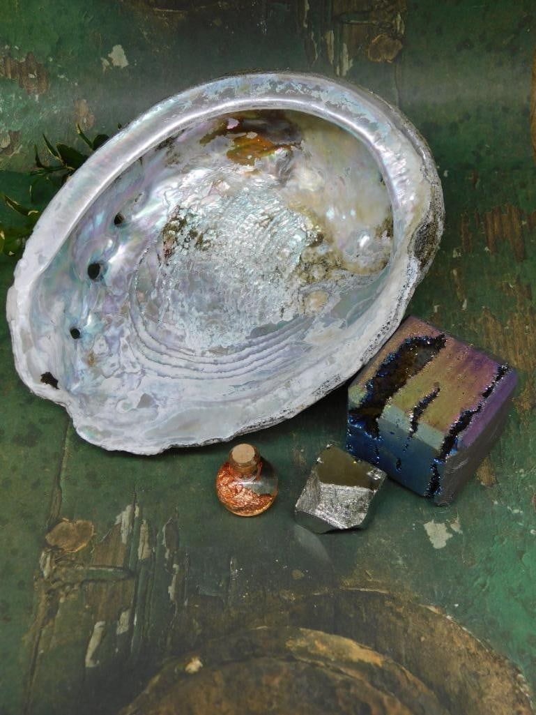 MIXED LOT ROCK STONE LAPIDARY SPECIMEN: MIXED LOT ROCK STONE LAPIDARY SPECIMEN