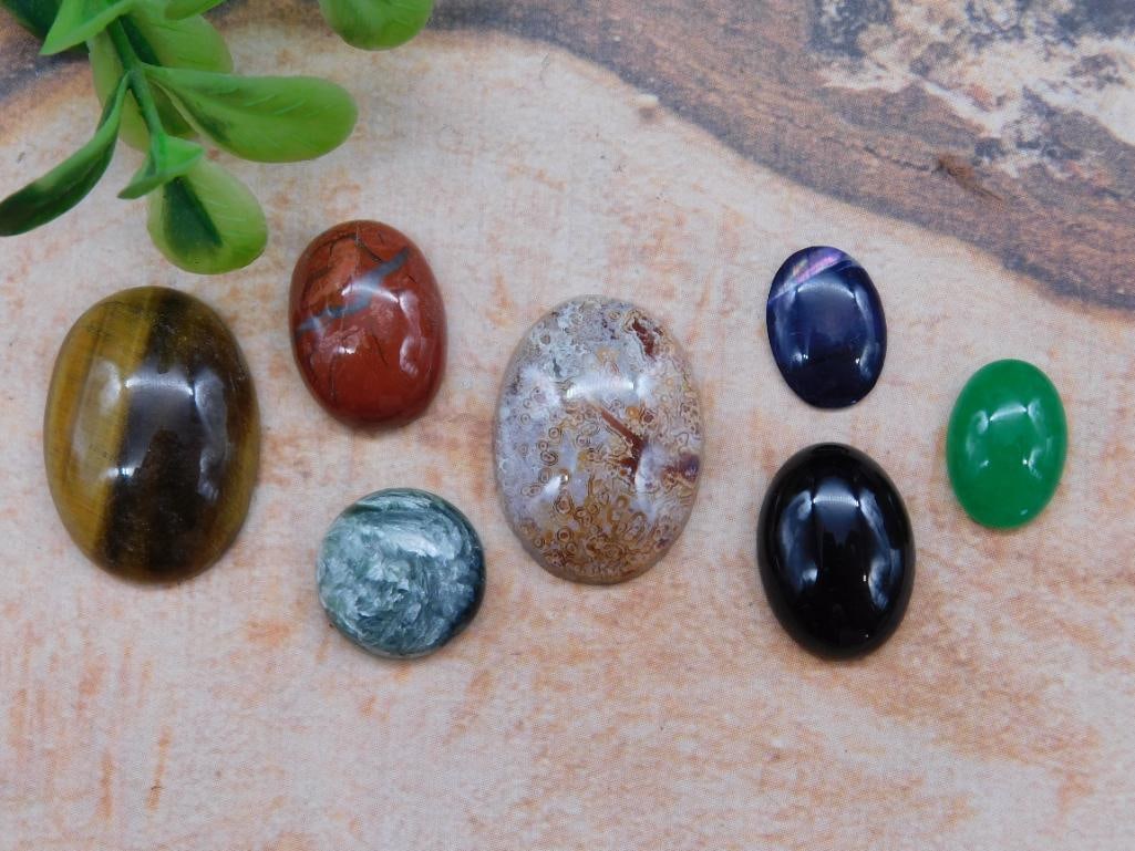 CABOCHONS ROCK STONE LAPIDARY SPECIMEN: CABOCHONS ROCK STONE LAPIDARY SPECIMEN