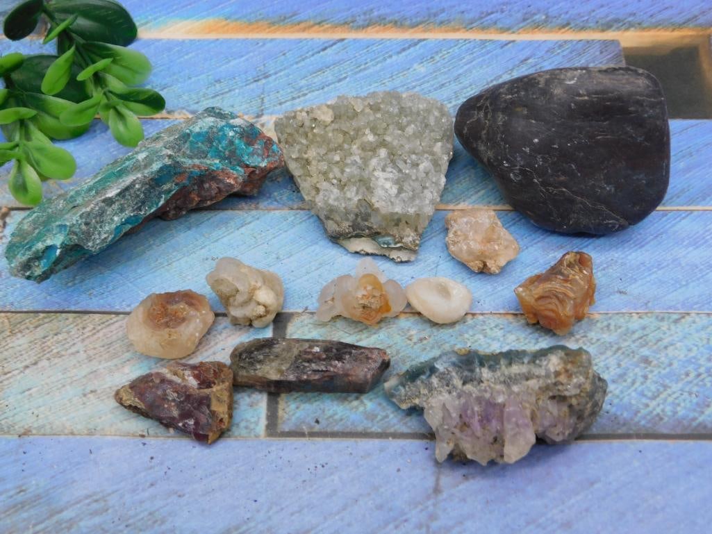 MIXED LOT ROCK STONE LAPIDARY SPECIMEN: MIXED LOT ROCK STONE LAPIDARY SPECIMEN