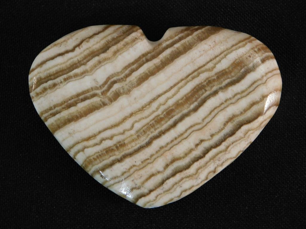 JASPER HEART ROCK STONE LAPIDARY SPECIMEN: JASPER HEART ROCK STONE LAPIDARY SPECIMEN