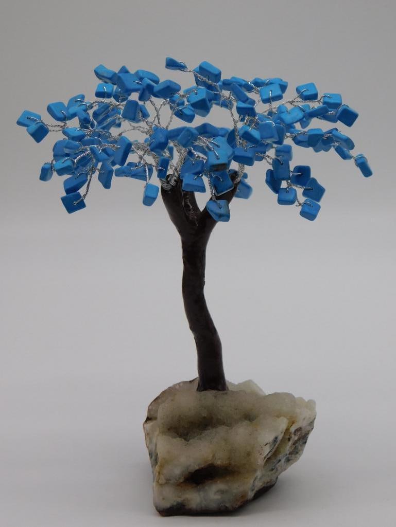 STONE TREE ROCK STONE LAPIDARY SPECIMEN: STONE TREE ROCK STONE LAPIDARY SPECIMEN