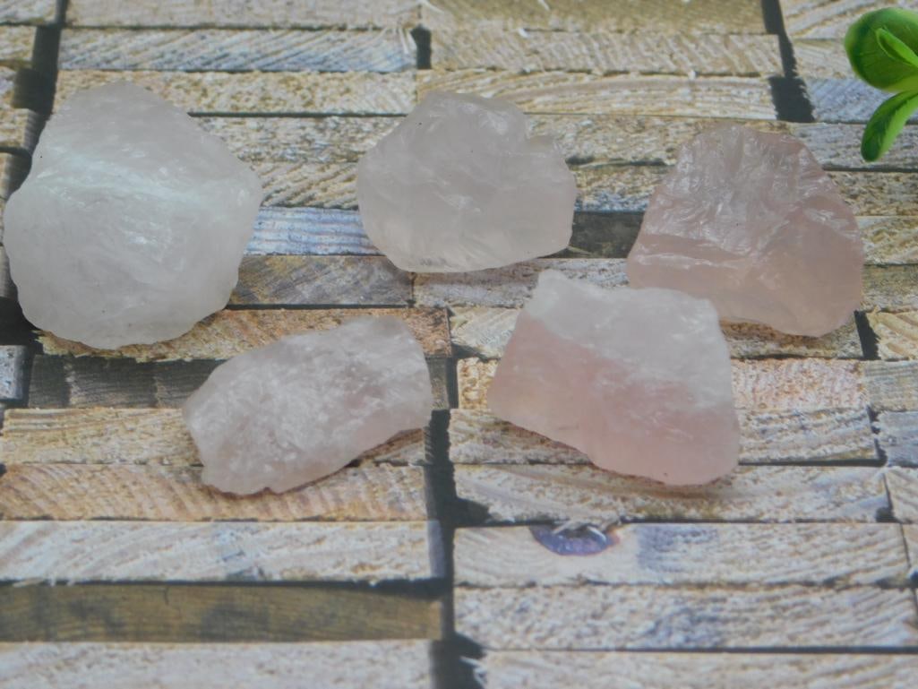 ROSE QUARTZ ROCK STONE LAPIDARY SPECIMEN (1 of 2)