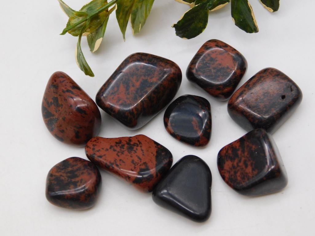 ROCK STONE LAPIDARY SPECIMEN: ROCK STONE LAPIDARY SPECIMEN