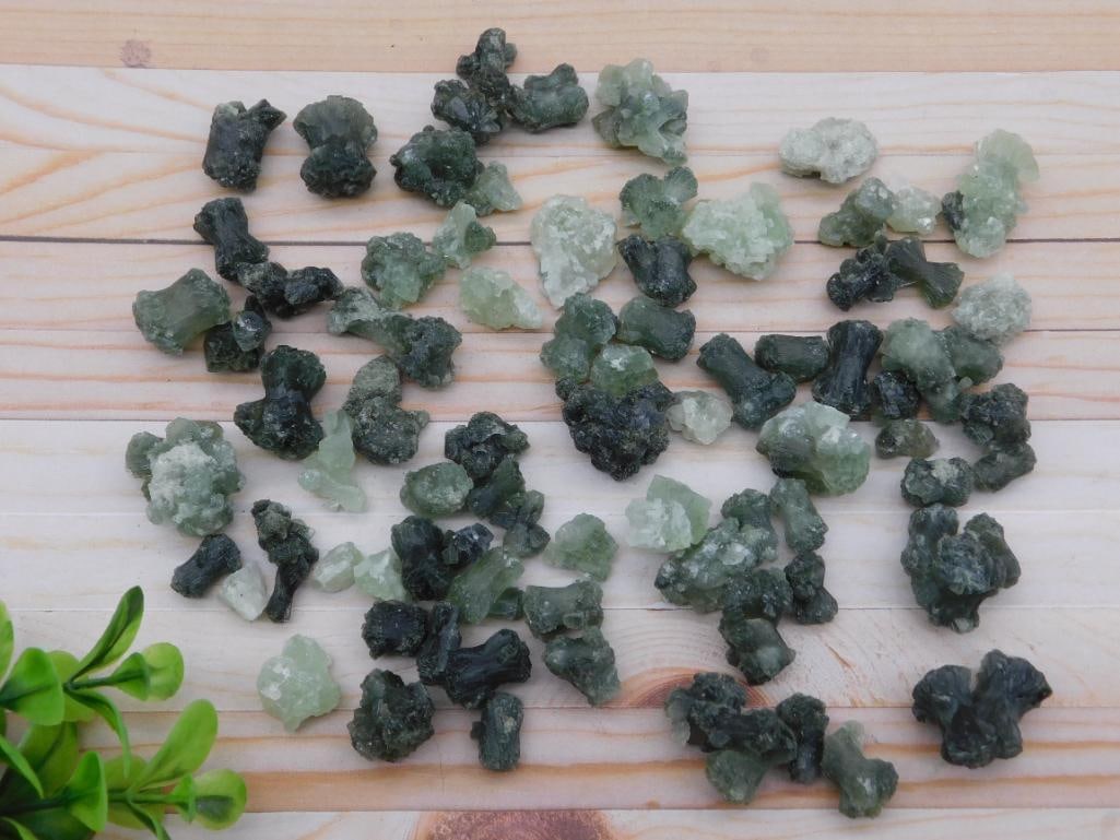 PREHNITE ROCK STONE LAPIDARY SPECIMEN (1 of 2)