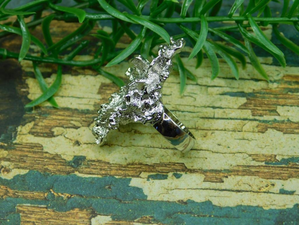 RING ROCK STONE LAPIDARY SPECIMEN - 2