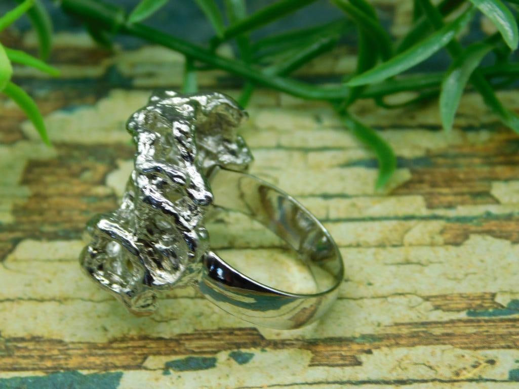 SILVER RING ROCK STONE LAPIDARY SPECIMEN - 2