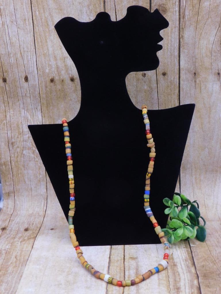 AFRICAN TRADE BEAD NECKLACE ROCK STONE LAPIDARY SPECIMEN: AFRICAN TRADE BEAD NECKLACE ROCK STONE LAPIDARY SPECIMEN
