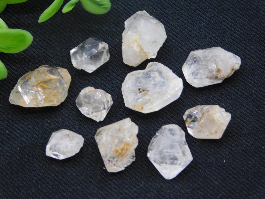 HERKIMER DIAMONDS ROCK STONE LAPIDARY SPECIMEN: HERKIMER DIAMONDS ROCK STONE LAPIDARY SPECIMEN