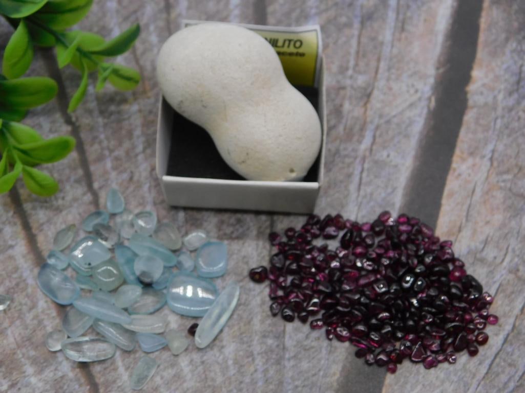 MIXED LOT ROCK STONE LAPIDARY SPECIMEN: MIXED LOT ROCK STONE LAPIDARY SPECIMEN