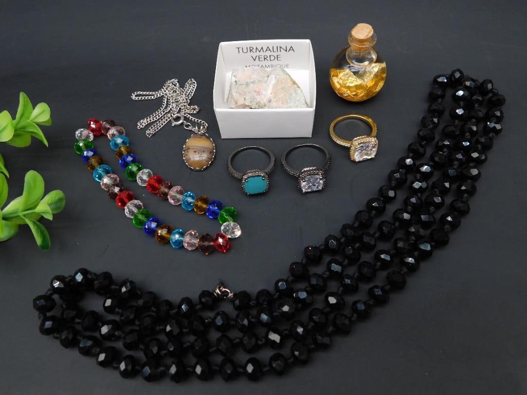 MIXED LOT ROCK STONE LAPIDARY SPECIMEN: MIXED LOT ROCK STONE LAPIDARY SPECIMEN