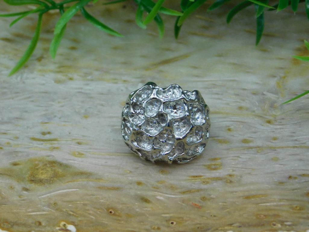 SILVER CLUSTER RING ROCK STONE LAPIDARY SPECIMEN: SILVER CLUSTER RING ROCK STONE LAPIDARY SPECIMEN
