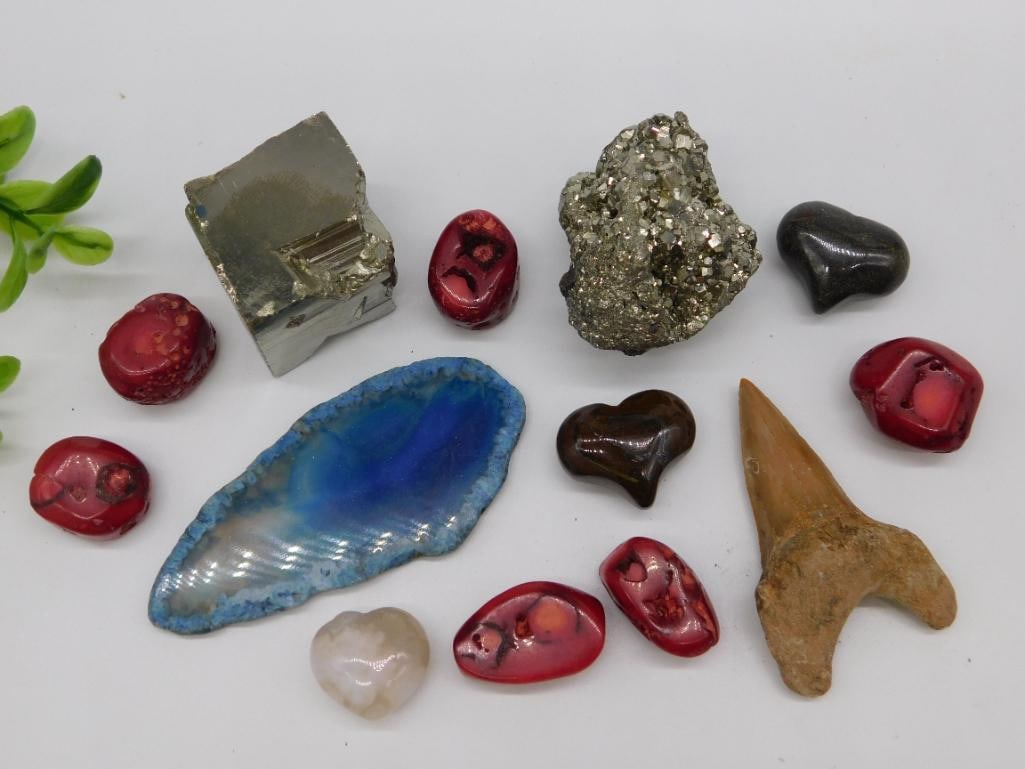 MIXED LOT ROCK STONE LAPIDARY SPECIMEN: MIXED LOT ROCK STONE LAPIDARY SPECIMEN