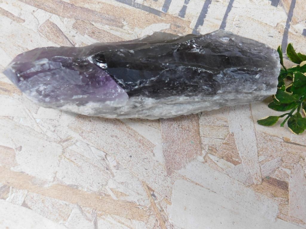 AMETHYST SCEPTER ROCK STONE LAPIDARY SPECIMEN: AMETHYST SCEPTER ROCK STONE LAPIDARY SPECIMEN