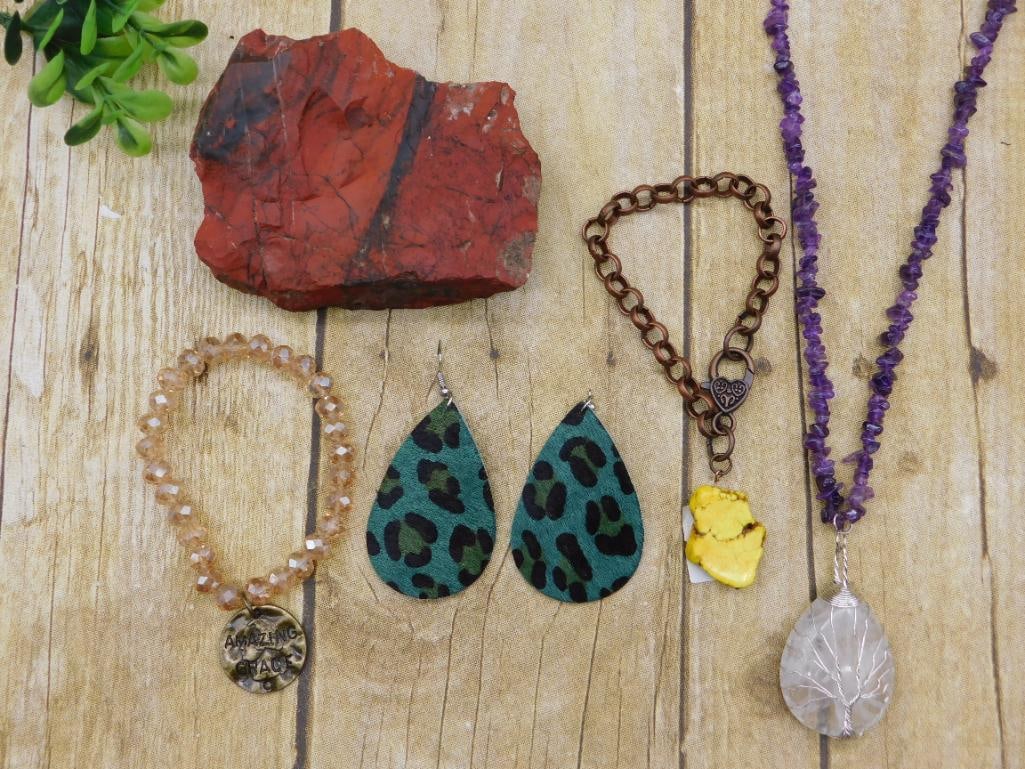 MIXED LOT ROCK STONE LAPIDARY SPECIMEN: MIXED LOT ROCK STONE LAPIDARY SPECIMEN