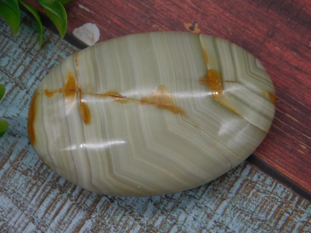 BANDED ONYX ROCK STONE LAPIDARY SPECIMEN (1 of 2)