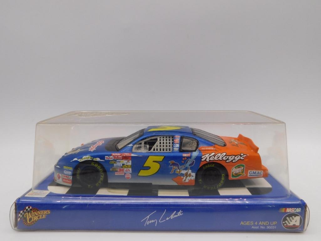 WINNERS CIRCLE DIECAST CAR TERRY LABONTE KELLOGGS CHEVROLET MONTE CARLO (1 of 2)