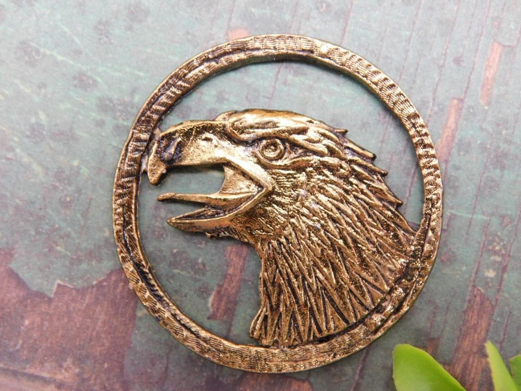 CUT COIN COLLECTIBLE: WELCOME TO HATMAN AUCTIONS! SPECIAL NOTICE: Please see photos for measurements and descriptions. ***Yes, we have in house shipping with MANY REPEAT CUSTOMERS because of our streamlined service.