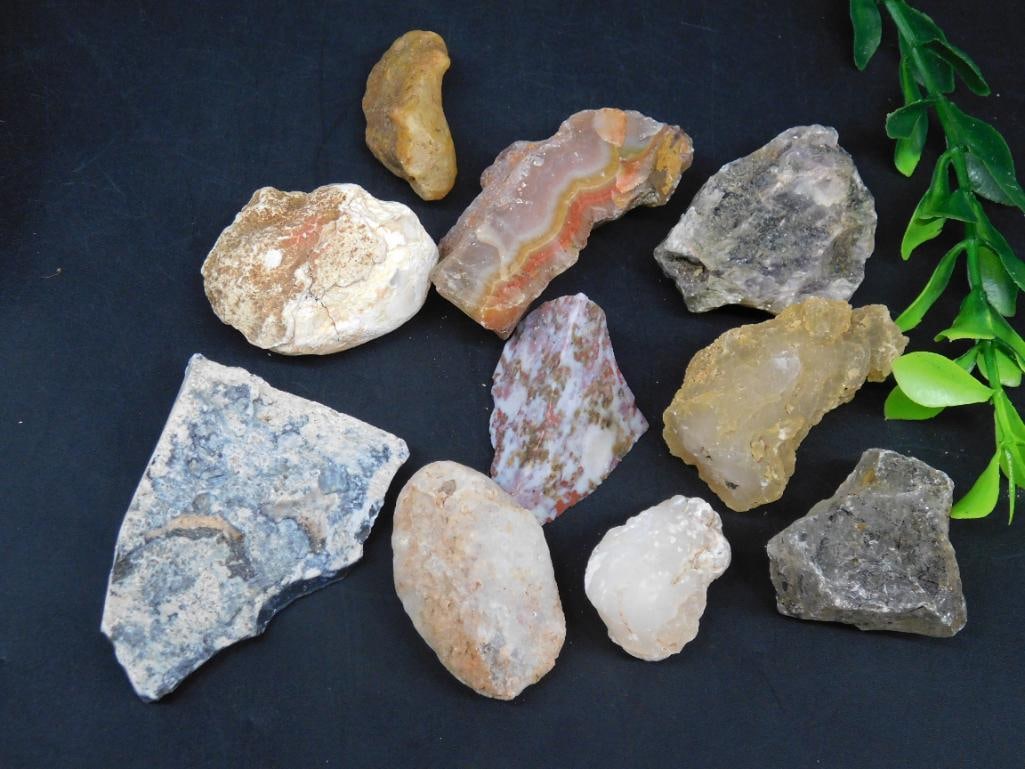 MIXED ROUGH LOT ROCK STONE LAPIDARY SPECIMEN: Mixed Rough Lot Rock Stone Lapidary Specimen ? Authentic estate find offered in our online auction. Perfect for collectors, resellers, and enthusiasts of vintage, antiques, minerals, rocks, crystals, 