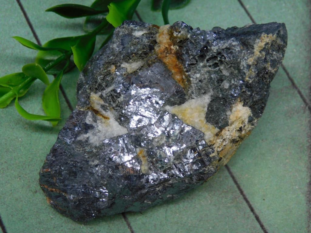 GALENA ROCK STONE LAPIDARY SPECIMEN: Galena Rock Stone Lapidary Specimen ? Authentic estate find offered in our online auction. Perfect for collectors, resellers, and enthusiasts of vintage, antiques, minerals, rocks, crystals, jewelry,