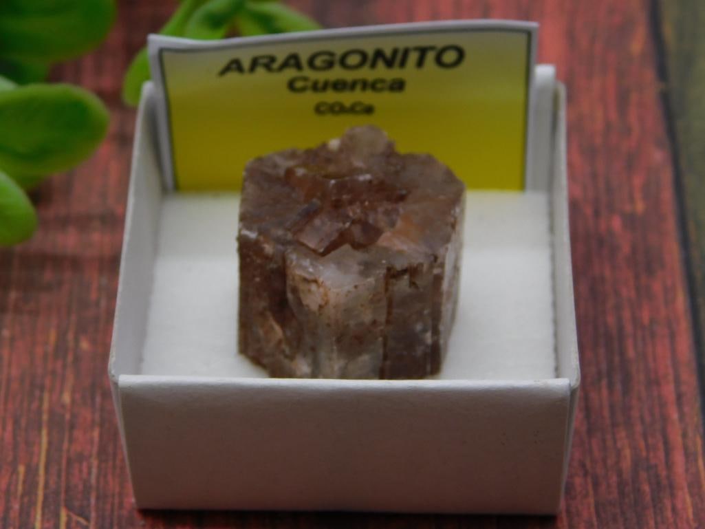 PANASQUIERA MINE PORTUGAL MINERAL ROCK STONE LAPIDARY SPECIMEN: Panasquiera Mine Portugal Mineral Rock Stone Lapidary Specimen ? Authentic estate find offered in our online auction. Perfect for collectors, resellers, and enthusiasts of vintage, antiques,