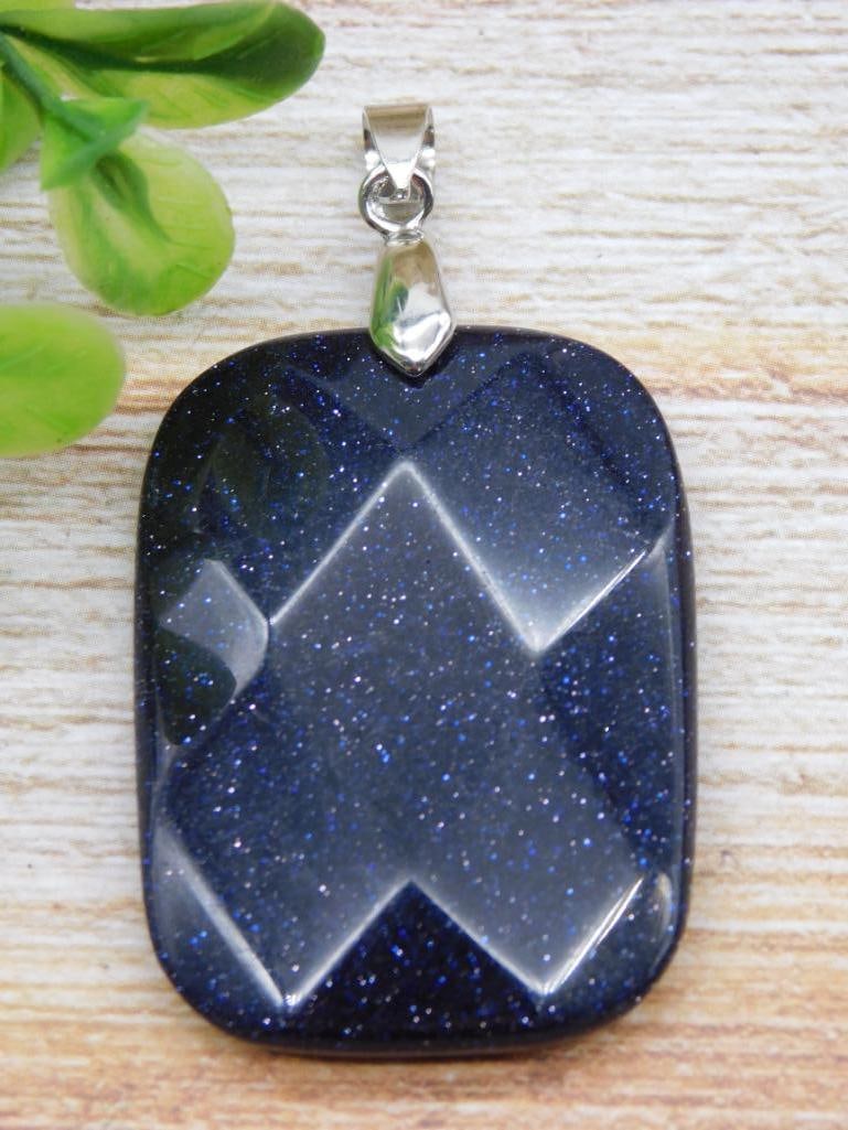 BLUE GOLDSTONE PENDANT ROCK STONE LAPIDARY SPECIMEN: Blue Goldstone Pendant Rock Stone Lapidary Specimen ? Authentic estate find offered in our online auction. Perfect for collectors, resellers, and enthusiasts of vintage, antiques, minerals, rocks,