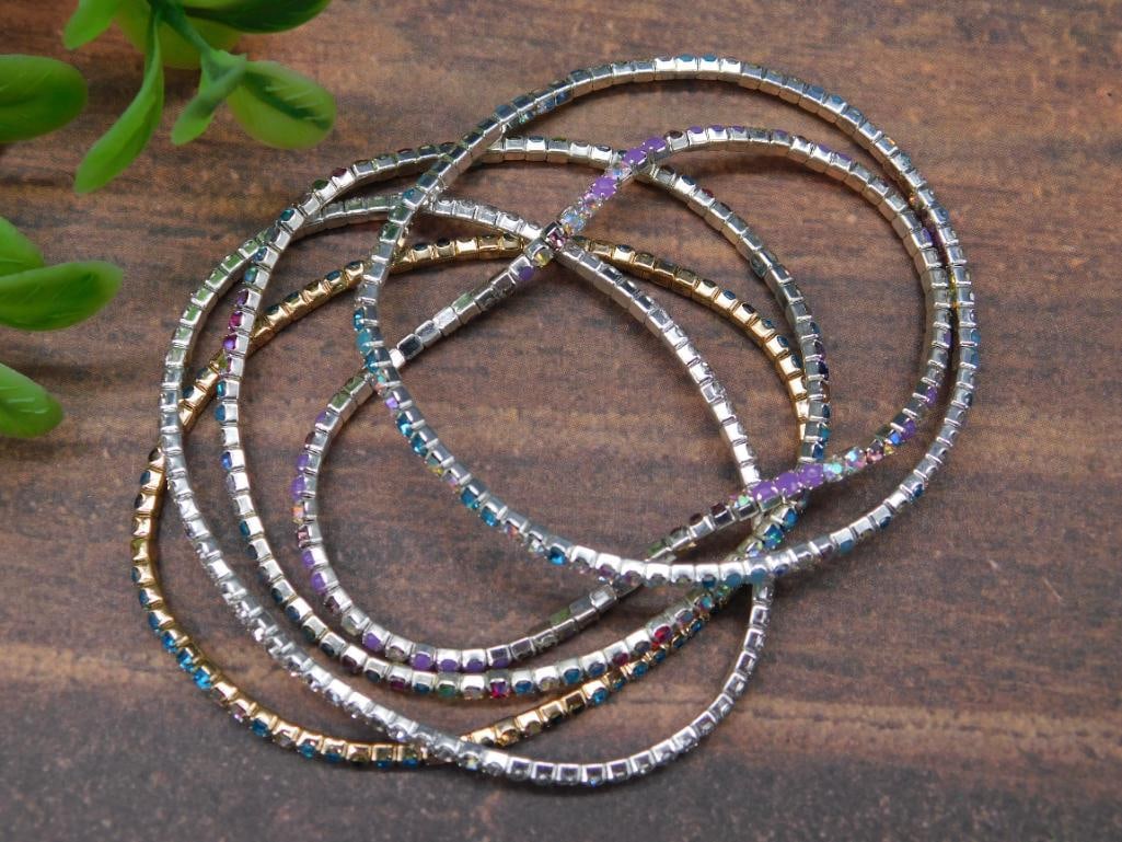 STRETCH BRACELETS: Stretch Bracelets ? Authentic estate find offered in our online auction. Perfect for collectors, resellers, and enthusiasts of vintage, antiques, minerals, rocks, crystals, jewelry, lapidary, and rare