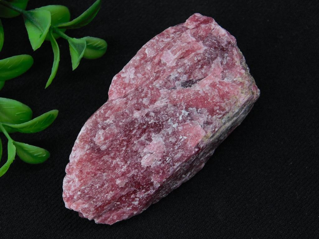 Gem Rhodonite ? 110 Grams: Gem Rhodonite ? 110 Grams ? Authentic estate find offered in our online auction. Perfect for collectors, resellers, and enthusiasts of vintage, antiques, minerals, rocks, crystals, jewelry, lapidary,