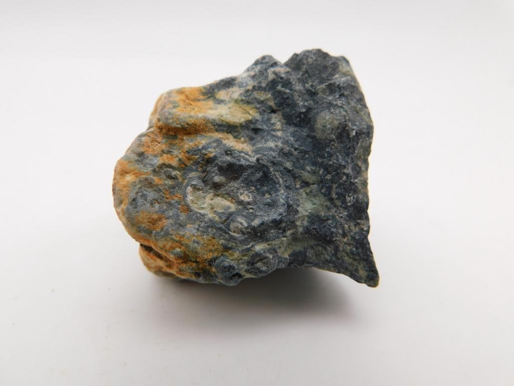 ROCK STONE LAPIDARY SPECIMEN: ROCK STONE LAPIDARY SPECIMEN