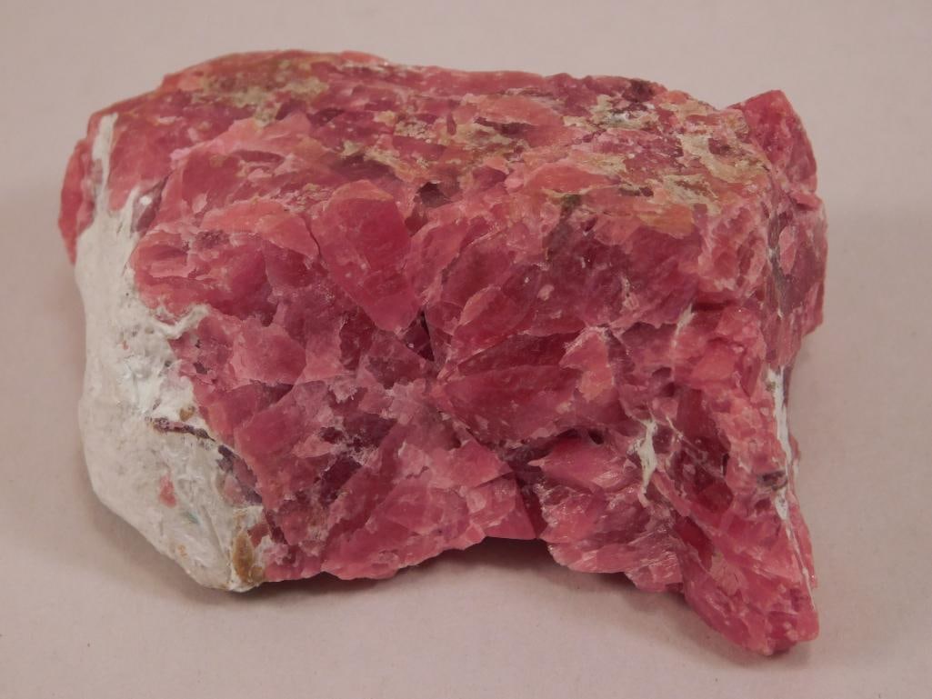 GEM RHODONITE 745 CARATS ROCK STONE LAPIDARY SPECIMEN: GEM RHODONITE 745 CARATS ROCK STONE LAPIDARY SPECIMEN
