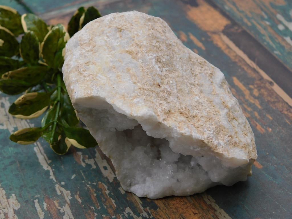 GEODE ROCK STONE LAPIDARY SPECIMEN (1 of 2)