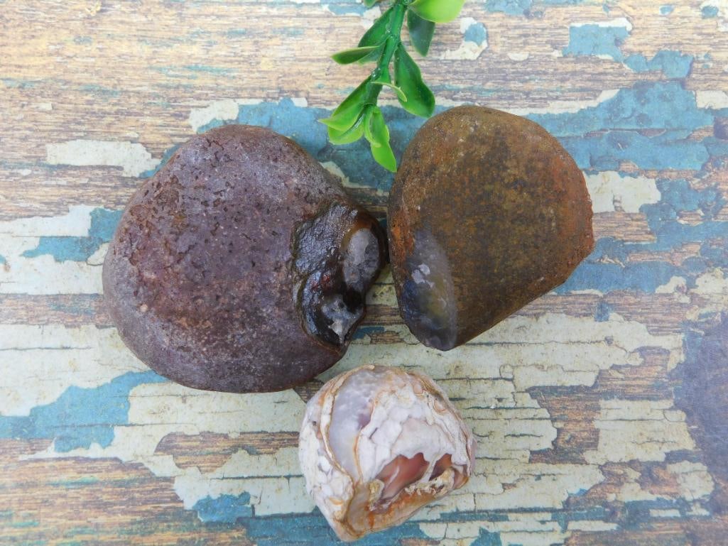 MIXED ROUGH ROCK ROCK STONE LAPIDARY SPECIMEN: MIXED ROUGH ROCK ROCK STONE LAPIDARY SPECIMEN