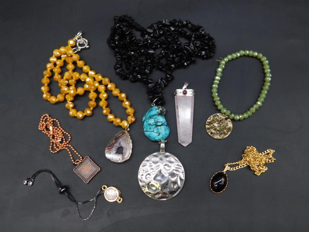 MIXED JEWELRY LOT ROCK STONE LAPIDARY SPECIMEN: MIXED JEWELRY LOT ROCK STONE LAPIDARY SPECIMEN
