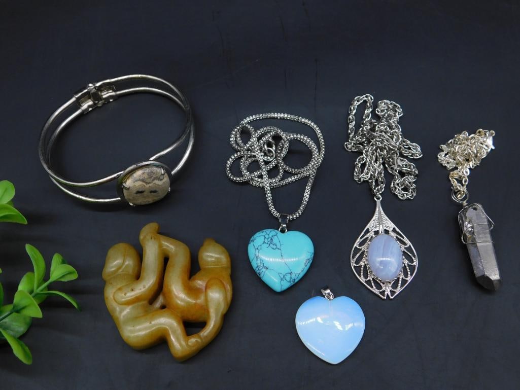 MIXED JEWELRY LOT ROCK STONE LAPIDARY SPECIMEN: MIXED JEWELRY LOT ROCK STONE LAPIDARY SPECIMEN