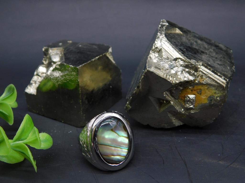 MIXED LOT ROCK STONE LAPIDARY SPECIMEN: MIXED LOT ROCK STONE LAPIDARY SPECIMEN