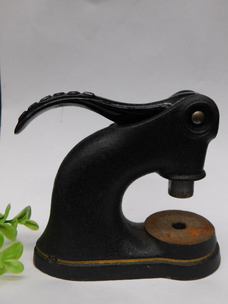 Vintage Cast Iron Staking Tool WATCHMAKER WATCHMAKING TOOLS: Vintage Cast Iron Staking Tool WATCHMAKER WATCHMAKING TOOLS
