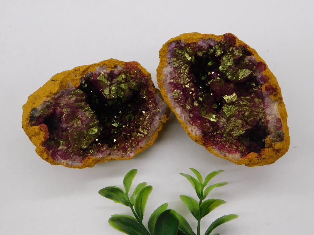 B PINK AND GOLD GEODE ROCK STONE LAPIDARY SPECIMEN (1 of 3)