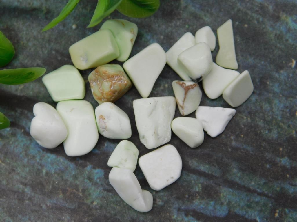 12 Grams of Lemon Chrysoprase Gemstones: 12 Grams of Lemon Chrysoprase Gemstones